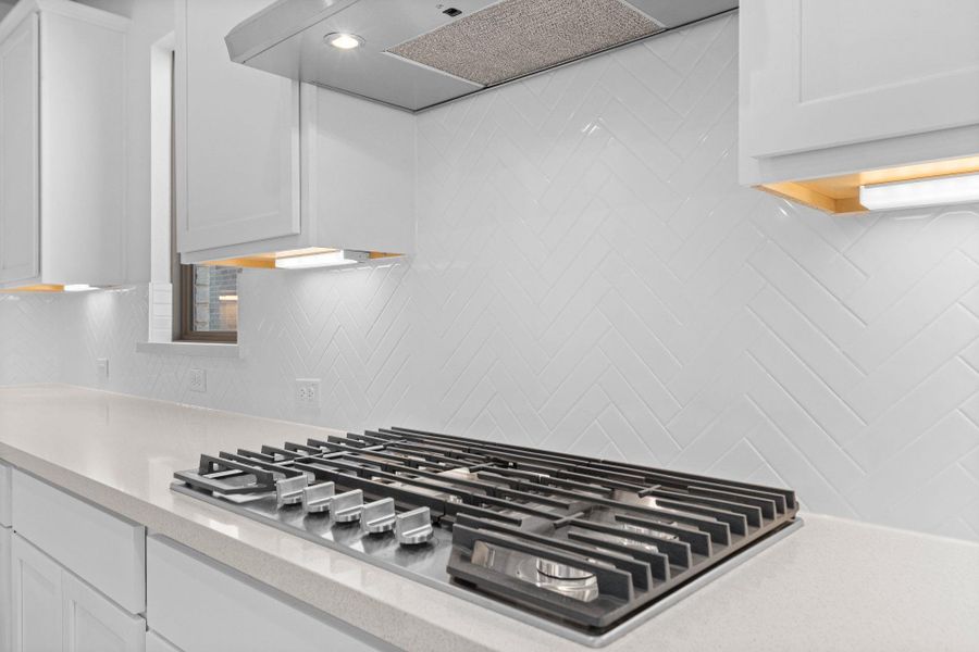 Stunning finishes in Light & Bright Kitchen Stunning finishes in Light & Bright Kitchen