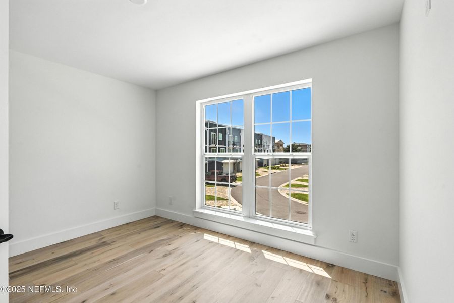 Spacious, unfurnished interior of a new home in , St. Augustine (Image 23).