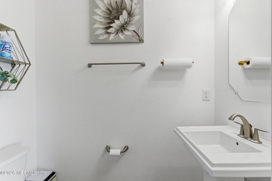 Image 55 of a home in Middlebourne.