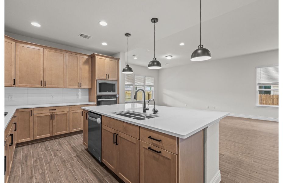 Furnished interior view inside a new home in Corley Farms, Boerne (Image 3).