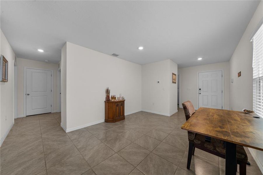 Image 48 of a home in Avalon Woods.