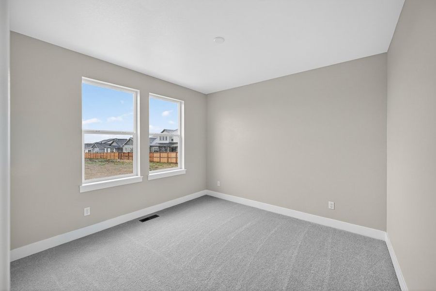 Spacious, unfurnished interior of a new home in Trailstone, Arvada (Image 25).