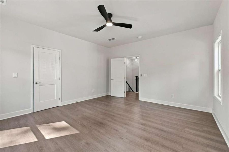 Spacious, unfurnished interior of a new home in , Snellville (Image 46).