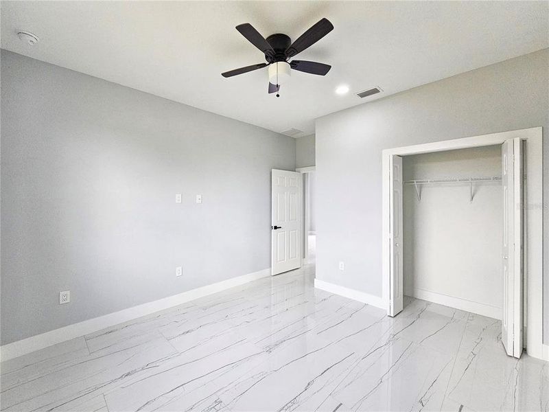 Spacious, unfurnished interior of a new home in , Lehigh Acres (Image 20).