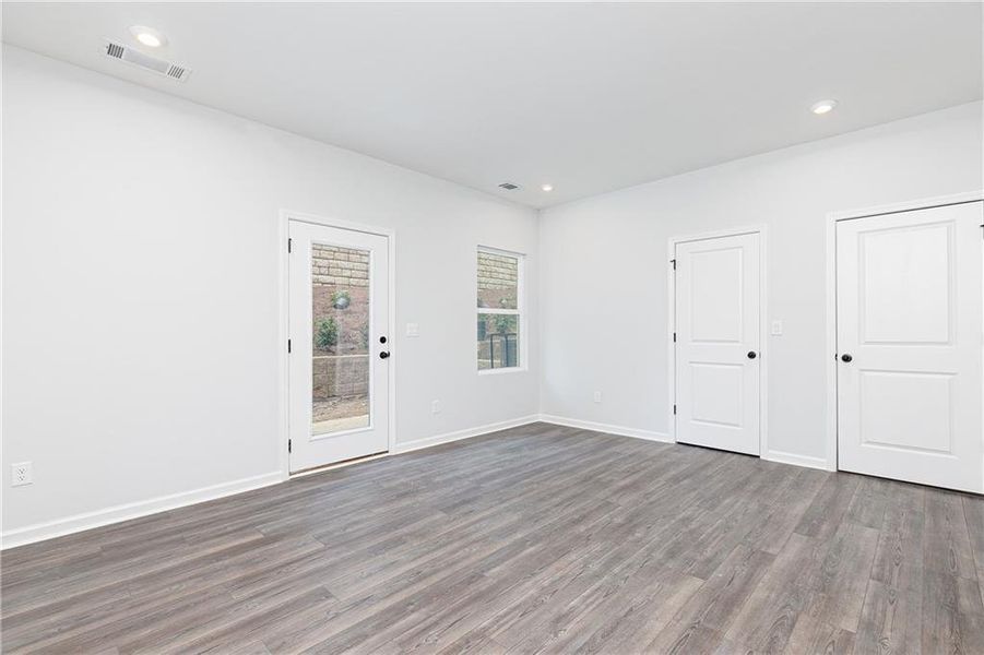 Spacious, unfurnished interior of a new home in , Powder Springs (Image 23).