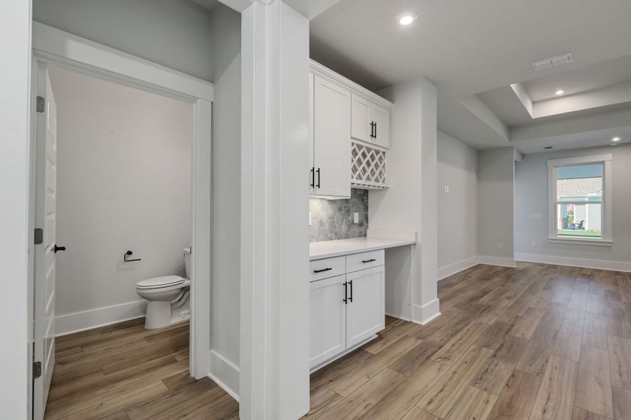 Furnished interior view inside a new home in Del Webb North Myrtle Beach, Myrtle Beach (Image 9).