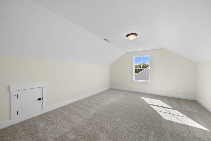 Spacious, unfurnished interior of a new home in Monterra, Kernersville (Image 25).