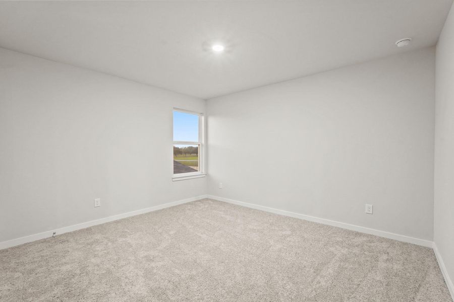 Spacious, unfurnished interior of a new home in Bayou Bend, Angleton (Image 22). Spacious, unfurnished interior of a new home in Bayou Bend, Angleton (Image 22).