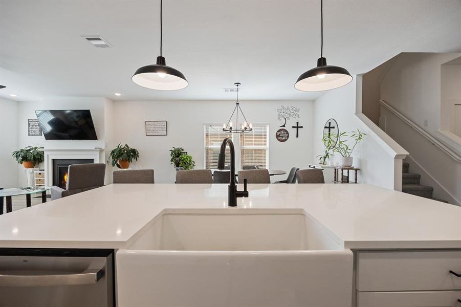 Furnished interior view inside a new home in Rolling Ridge, Van Alstyne (Image 26).