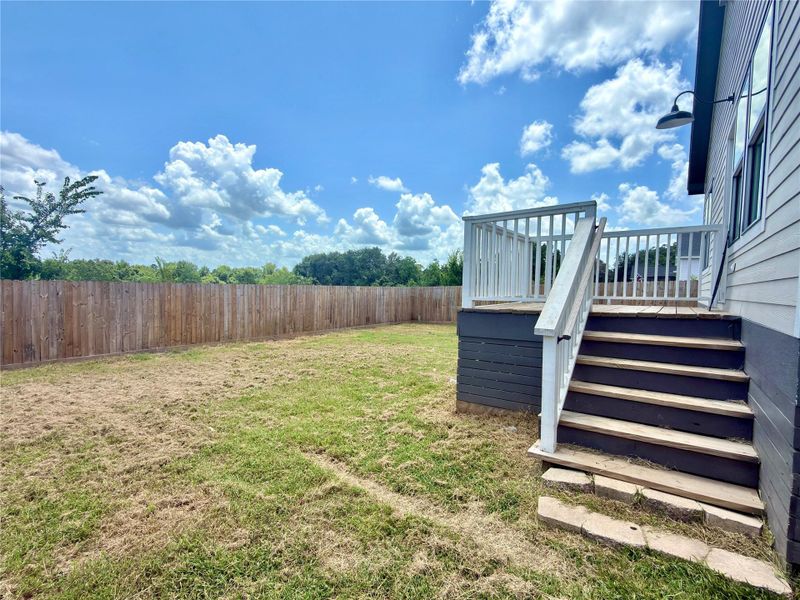 Exterior details and patio area of a home in , Bellville (Image 35).