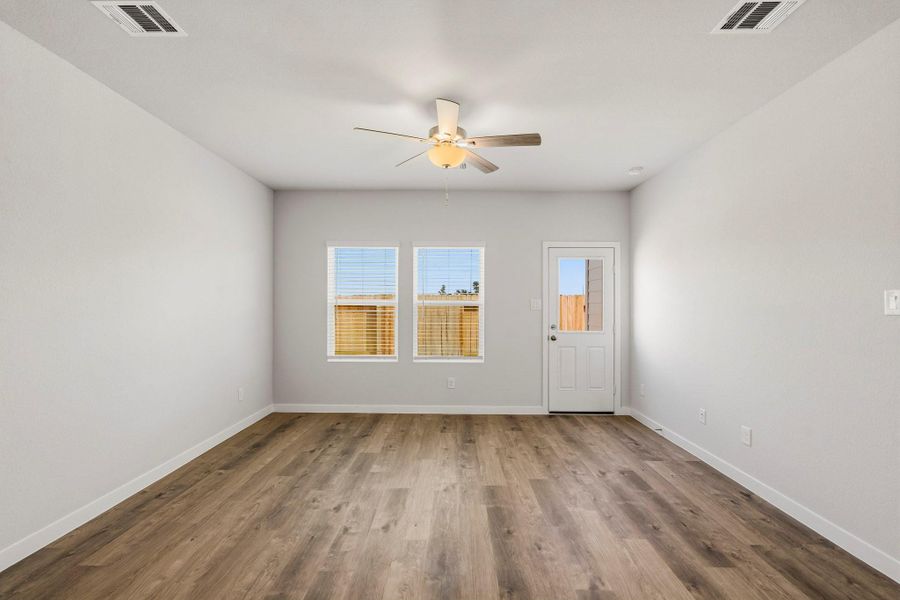 Spacious, unfurnished interior of a new home in Northpark South, Porter (Image 10).