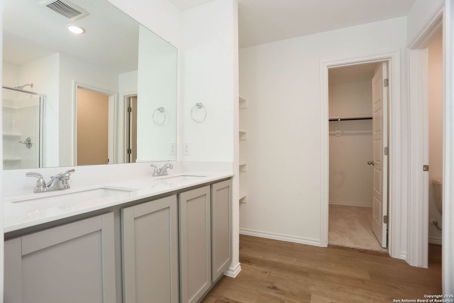 Furnished interior view inside a new home in Fairway Crossing 40s, San Antonio (Image 9).