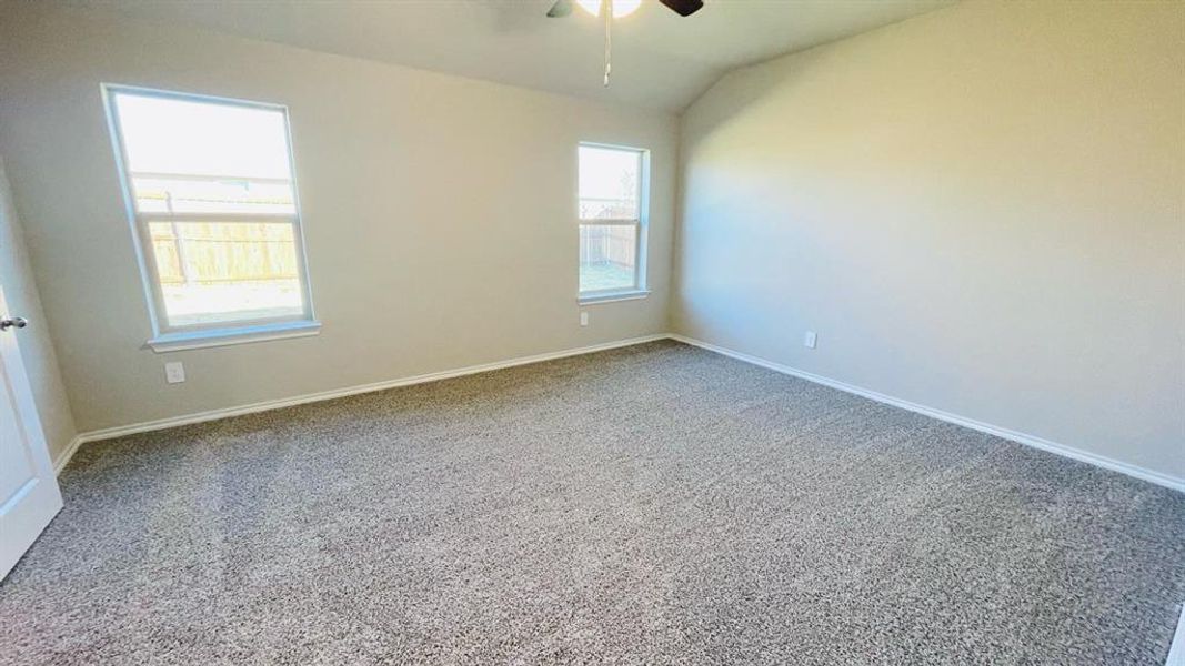 Spacious, unfurnished interior of a new home in Sunnycreek, Fort Worth (Image 14). Spacious, unfurnished interior of a new home in Sunnycreek, Fort Worth (Image 14).