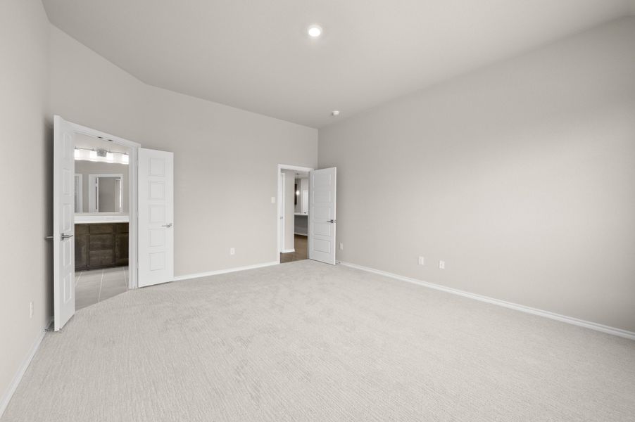 Spacious, unfurnished interior of a new home in Waterford Park, Weatherford (Image 18). Spacious, unfurnished interior of a new home in Waterford Park, Weatherford (Image 18).