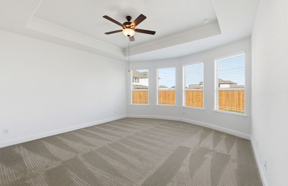 Spacious, unfurnished interior of a new home in Santa Rita Ranch, Liberty Hill (Image 34).