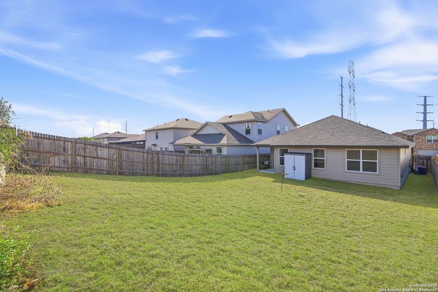 Exterior details and patio area of a home in , San Antonio (Image 27).