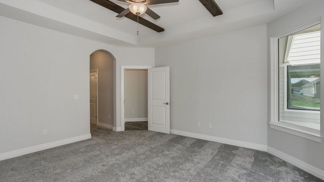 Representative unfurnished interior of a home built from the Portico Tandem Garage by Perfection Builders in The Courtyards at The Heritage, Andover (Image 17).