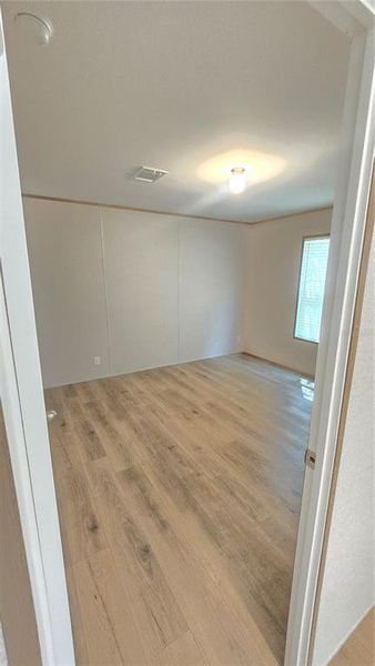 Spacious, unfurnished interior of a new home in , New Port Richey (Image 19).
