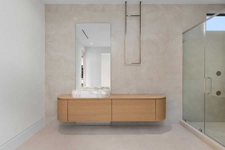 Master Bath HIS 2