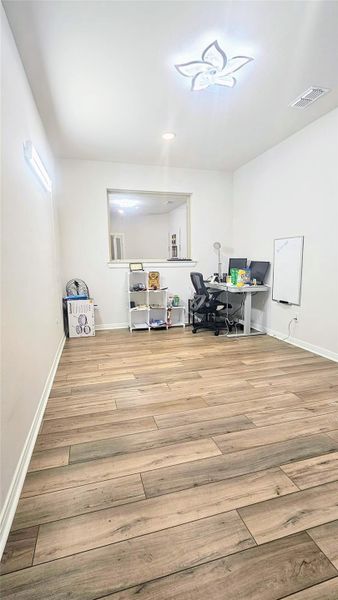 Image 35 of a home in Towne Lake 50'. Image 35 of a home in Towne Lake 50'.