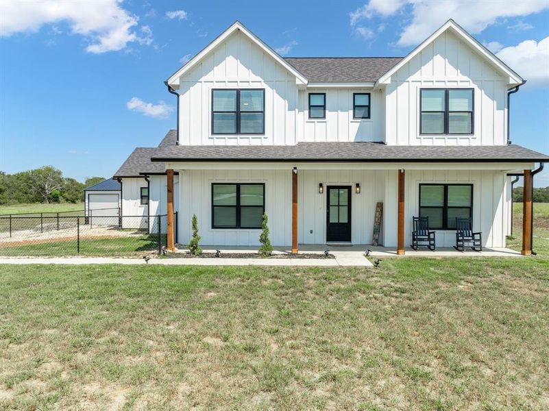 Modern Farmhouse with detached shop Modern Farmhouse with detached shop