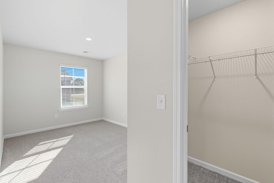 Representative unfurnished interior of a home built from the Palmetto II by McGuinn Homes in Clarke Townes, Anderson (Image 66).