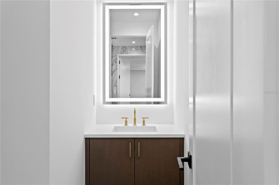 Furnished interior view inside a new home in Snell Isles, St. Petersburg (Image 47). Furnished interior view inside a new home in Snell Isles, St. Petersburg (Image 47).