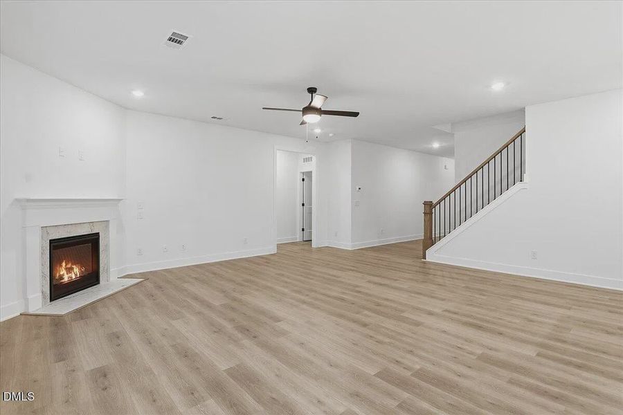 Spacious, unfurnished interior of a new home in Jackson Ridge, Pikeville (Image 12).