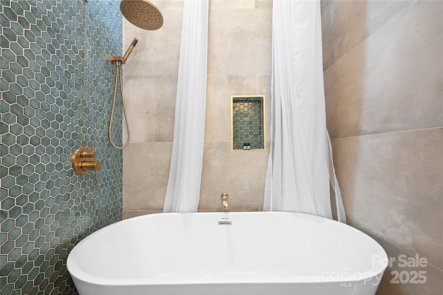 2nd suite on main level