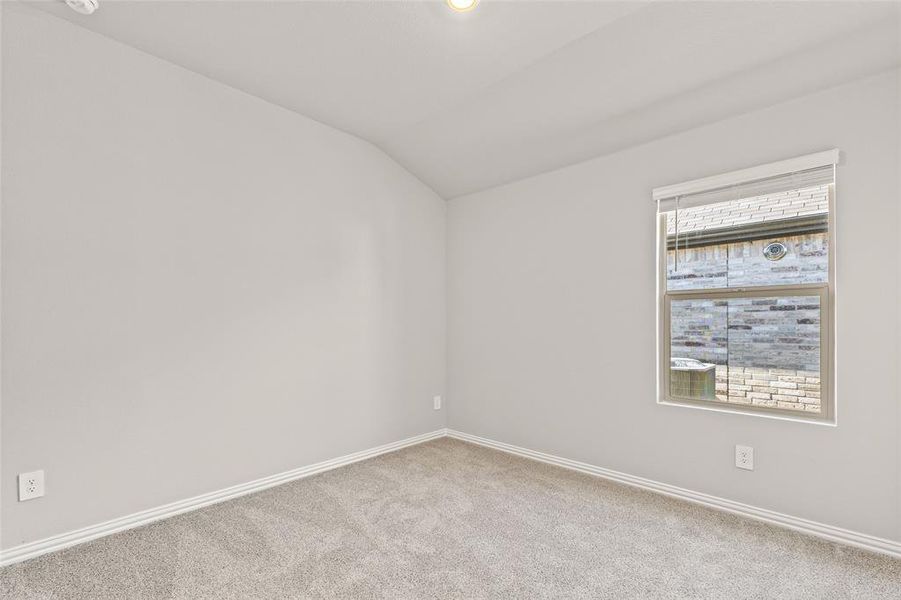 Spacious, unfurnished interior of a new home in River Ridge, Crandall (Image 15).