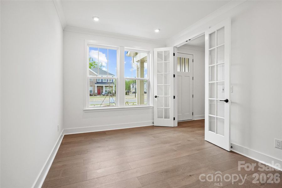 Spacious, unfurnished interior of a new home in Parkside Crossing, Charlotte (Image 17).