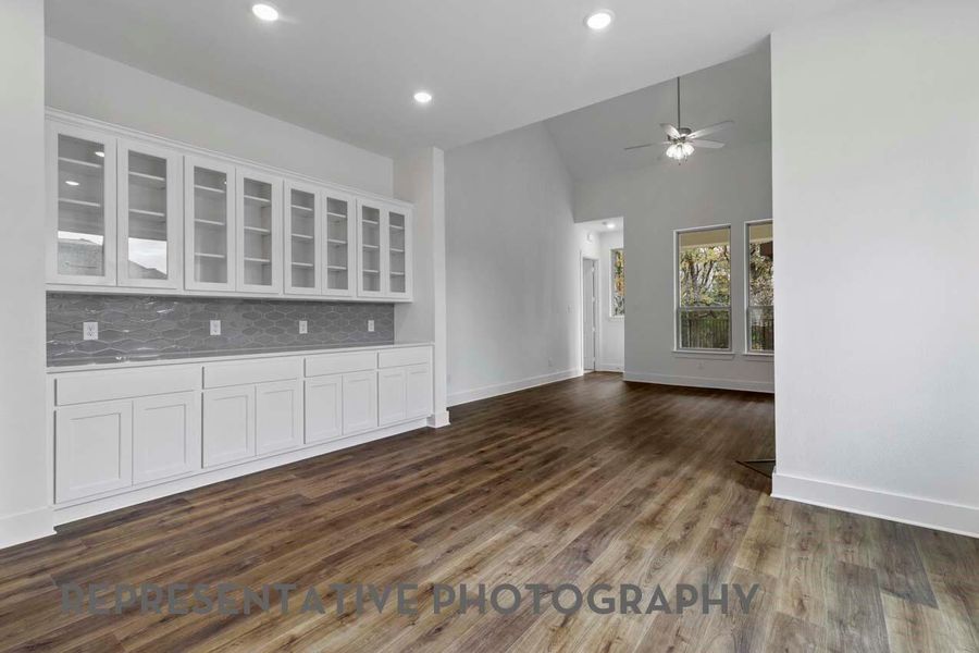Spacious, unfurnished interior of a new home in Midline, Webster (Image 15). Spacious, unfurnished interior of a new home in Midline, Webster (Image 15).