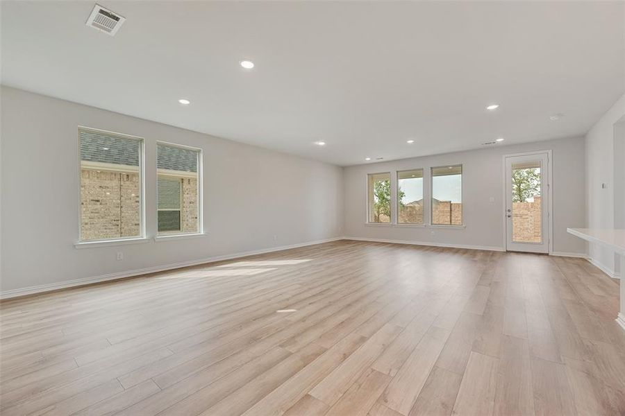 Spacious, unfurnished interior of a new home in Villages of Hurricane Creek, Anna (Image 29). Spacious, unfurnished interior of a new home in Villages of Hurricane Creek, Anna (Image 29).
