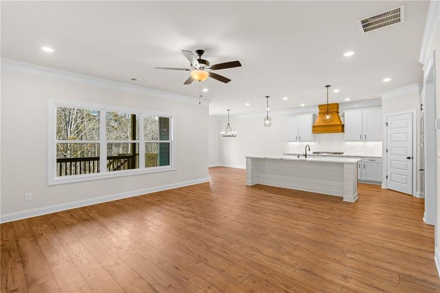 Spacious, unfurnished interior of a new home in Red Oak Ridge, Loganville (Image 16).
