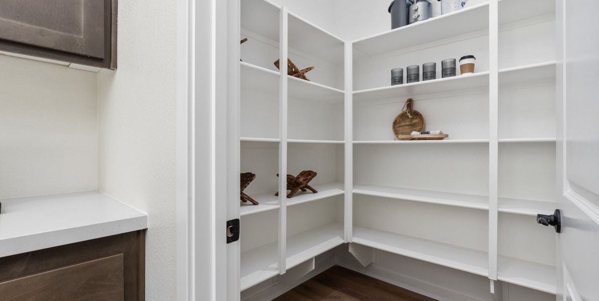 Horizon at Cascade Landing - 1440x724 (45)