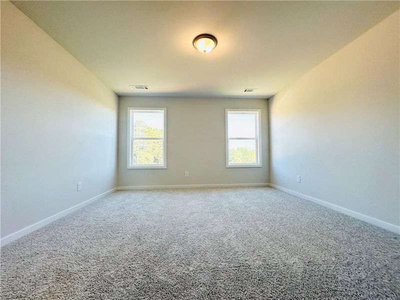 Spacious, unfurnished interior of a new home in Summerlin, Winder (Image 109).
