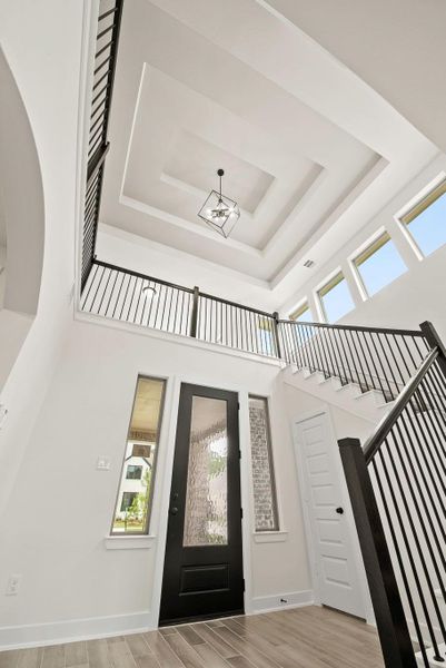 Spacious, unfurnished interior of a new home in The Groves, Humble (Image 9).