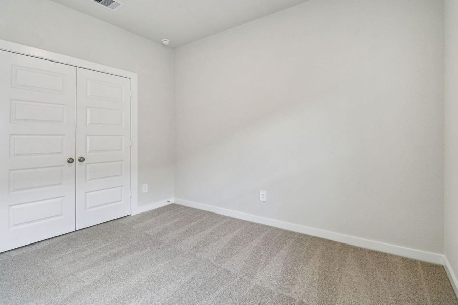 Spacious, unfurnished interior of a new home in Landing Meadows - Traditional Series, New Caney (Image 23). Spacious, unfurnished interior of a new home in Landing Meadows - Traditional Series, New Caney (Image 23).