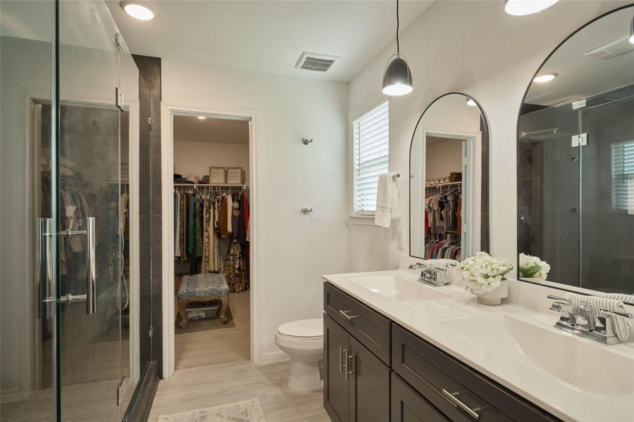 Furnished interior view inside a new home in The Pines At Seven Coves, Willis (Image 16).