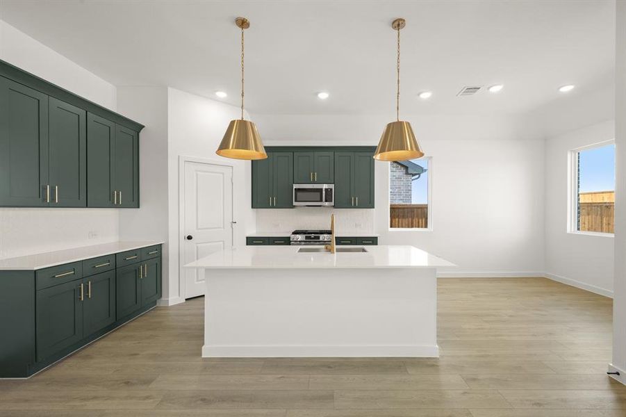 14_661 Tyronza- Kitchen-2