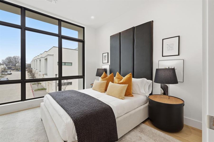 Furnished interior view inside a new home in , Dallas (Image 14).