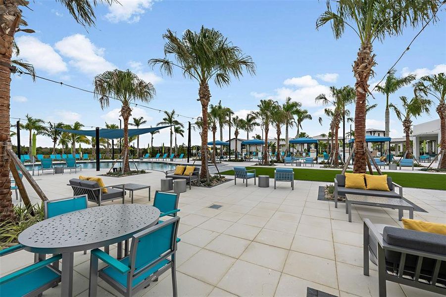 Community amenities in Wellen Park, Venice (Image 22).