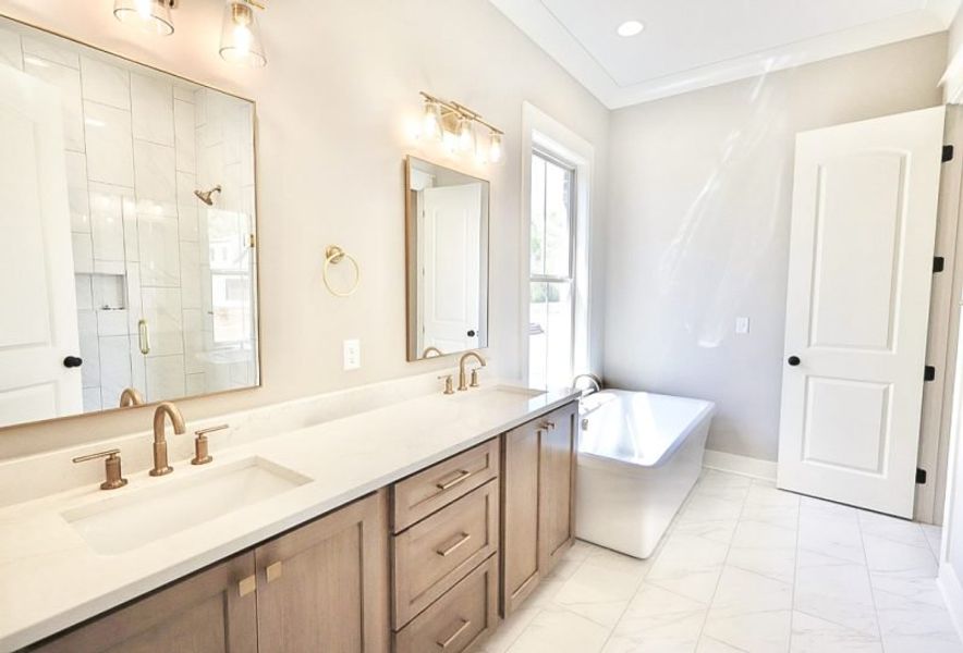 Furnished interior view inside a new home in Creekside, Cleveland (Image 16).