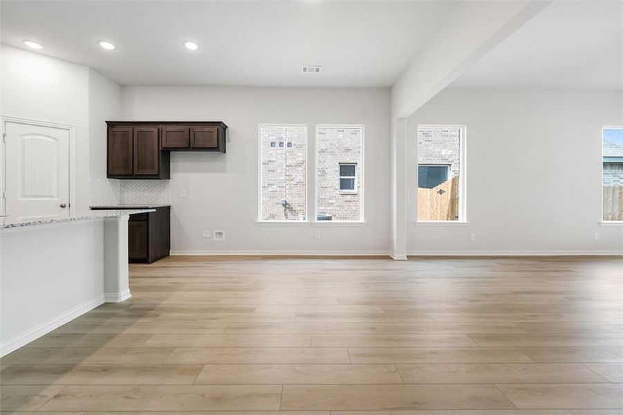 Spacious, unfurnished interior of a new home in Liberty Pointe, Gainesville (Image 31). Spacious, unfurnished interior of a new home in Liberty Pointe, Gainesville (Image 31).