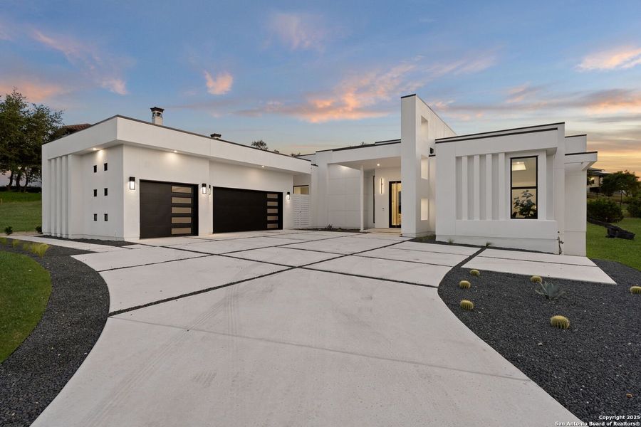 Front exterior of a new home in , San Antonio, TX, highlighting curb appeal (Image 22). Front exterior of a new home in , San Antonio, TX, highlighting curb appeal (Image 22).