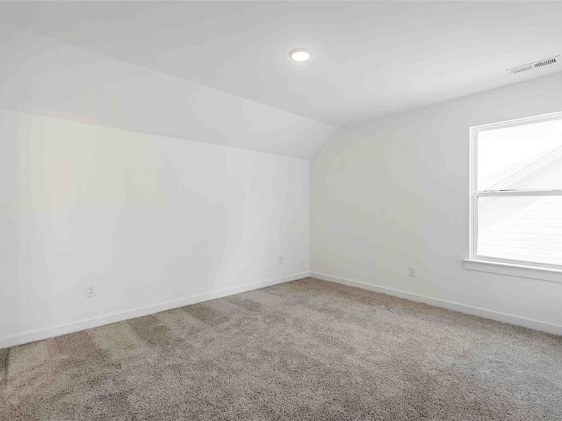 Spacious, unfurnished interior of a new home in Heartland, Heartland (Image 28).