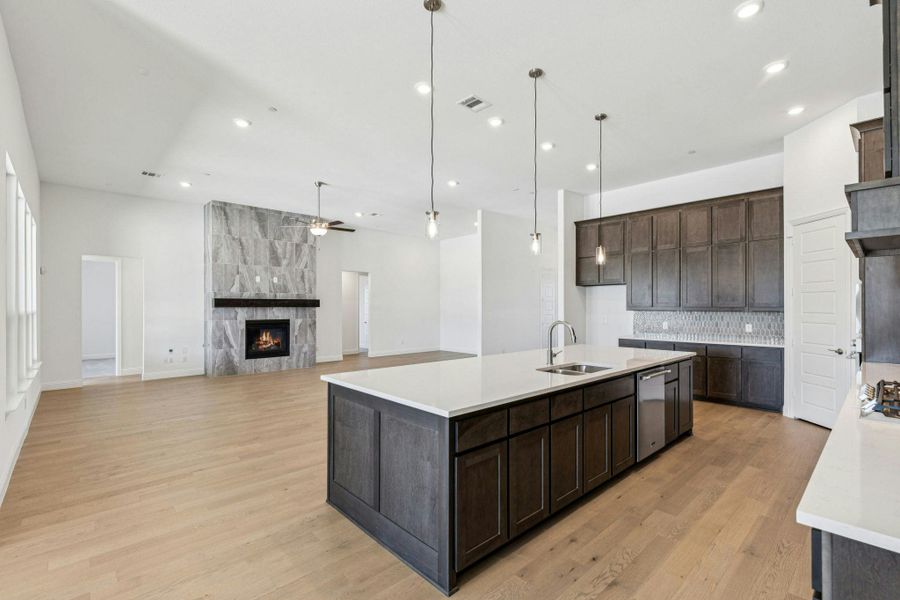 Representative furnished interior of a home built from the Franklin by Kindred Homes in Oak Creek Ranch, Waxahachie (Image 8).