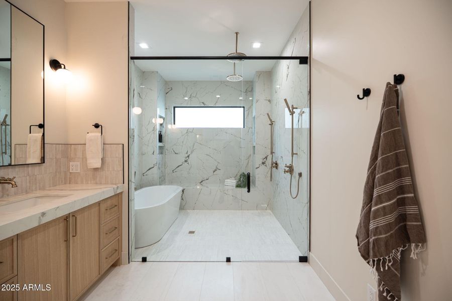 34 - Primary Bath - 2