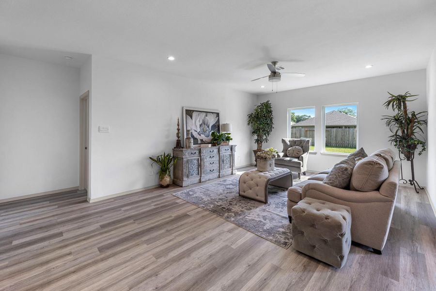Furnished interior view inside a new home in Springwood, Beaumont (Image 13).