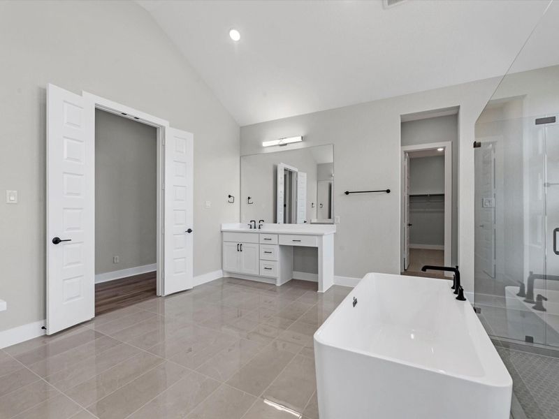 Furnished interior view inside a new home in , Fulshear (Image 11).